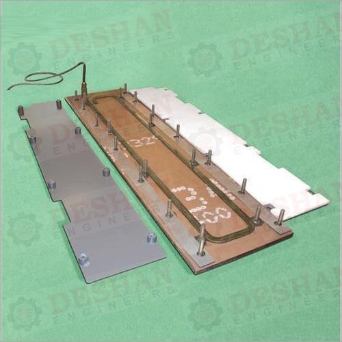 we are manufacturer of vogele paver screed plate in india